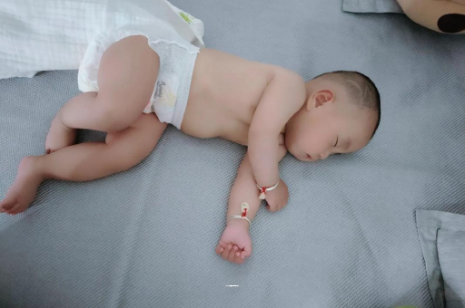 辽源宝宝发烧可以喝牛奶吗